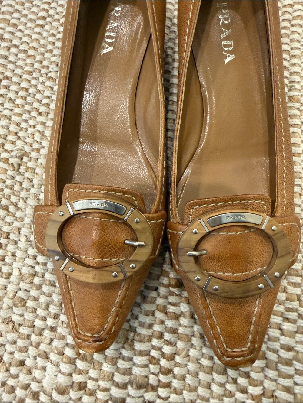 Vintage Prada Tan Leather Wood Buckle Kitten Heels - Size 36 - Picture 2 of 8